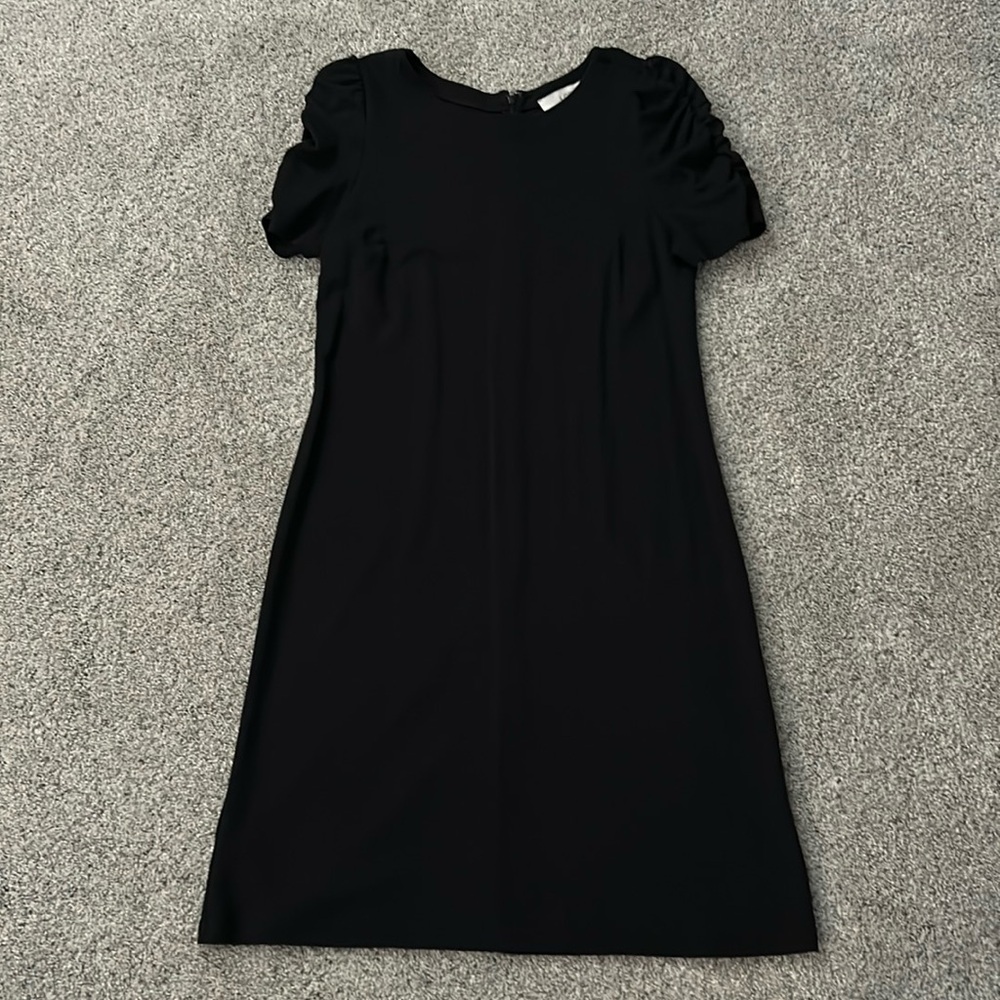 Loft size 4 black dress. Excellent condition, never worn.